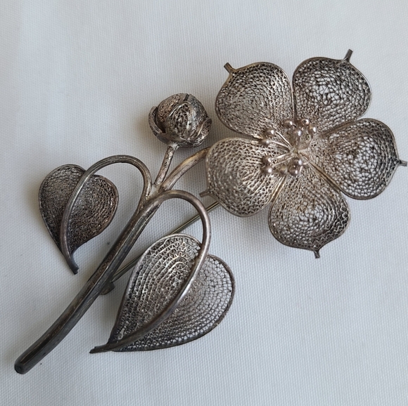 None Jewelry - SALE!! Mid Century Mesh Flower Brooch